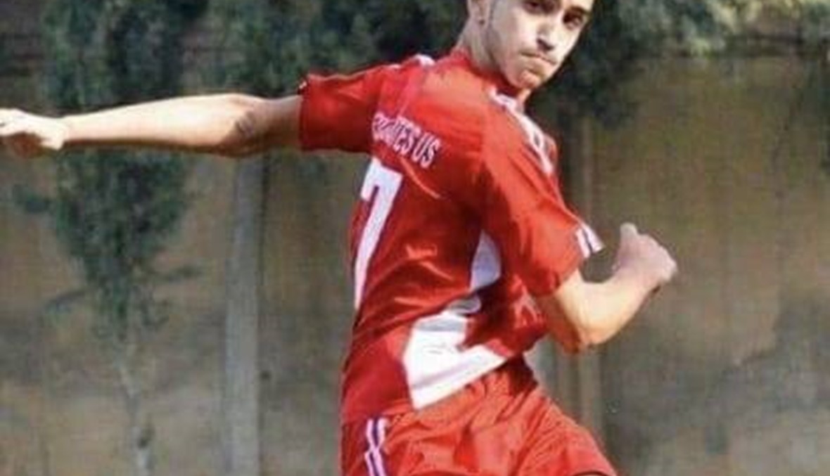 "صاعقة رعدية"... نادي الاجتماعي لكرة القدم في طرابلس يخسر أحد لاعبيه