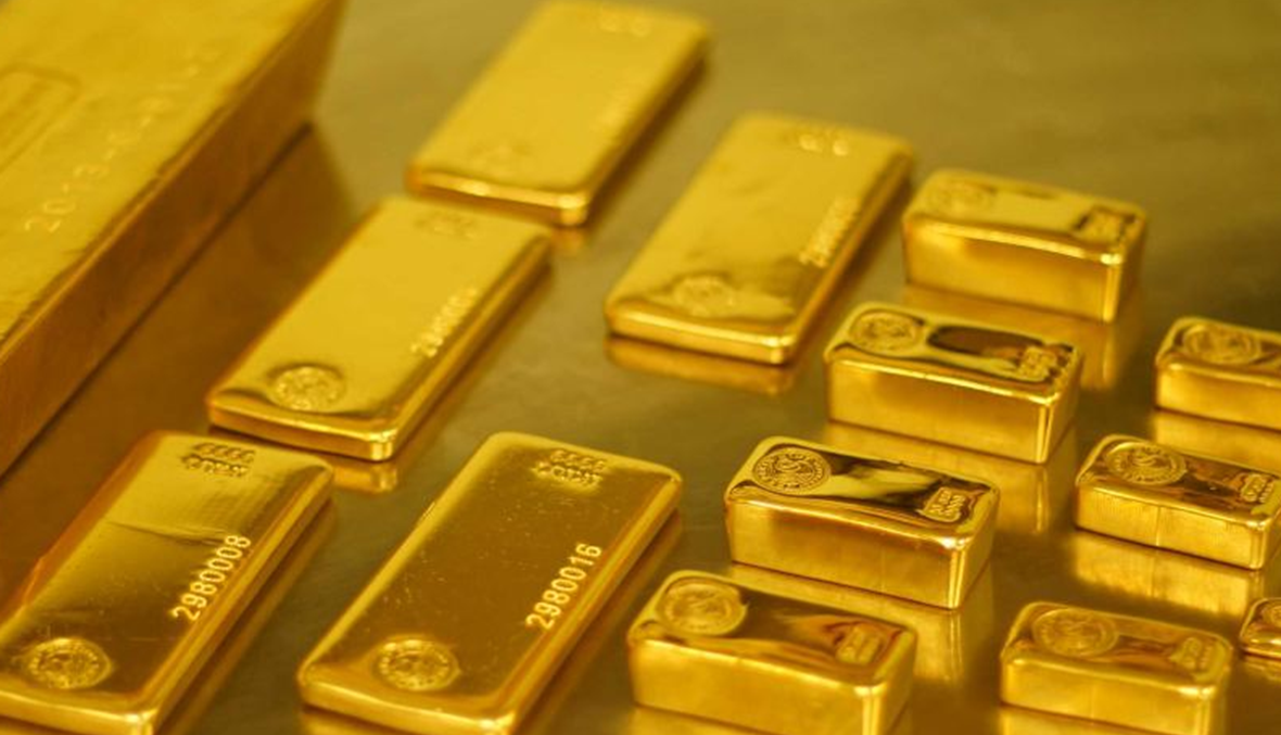 الذهب يرتفع 1% مع تراجع الدولار