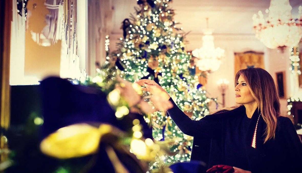 ميلانيا ترامب تنشر صوراً لزينة الميلاد في البيت الأبيض... كيف بدت؟ (صور - فيديو)