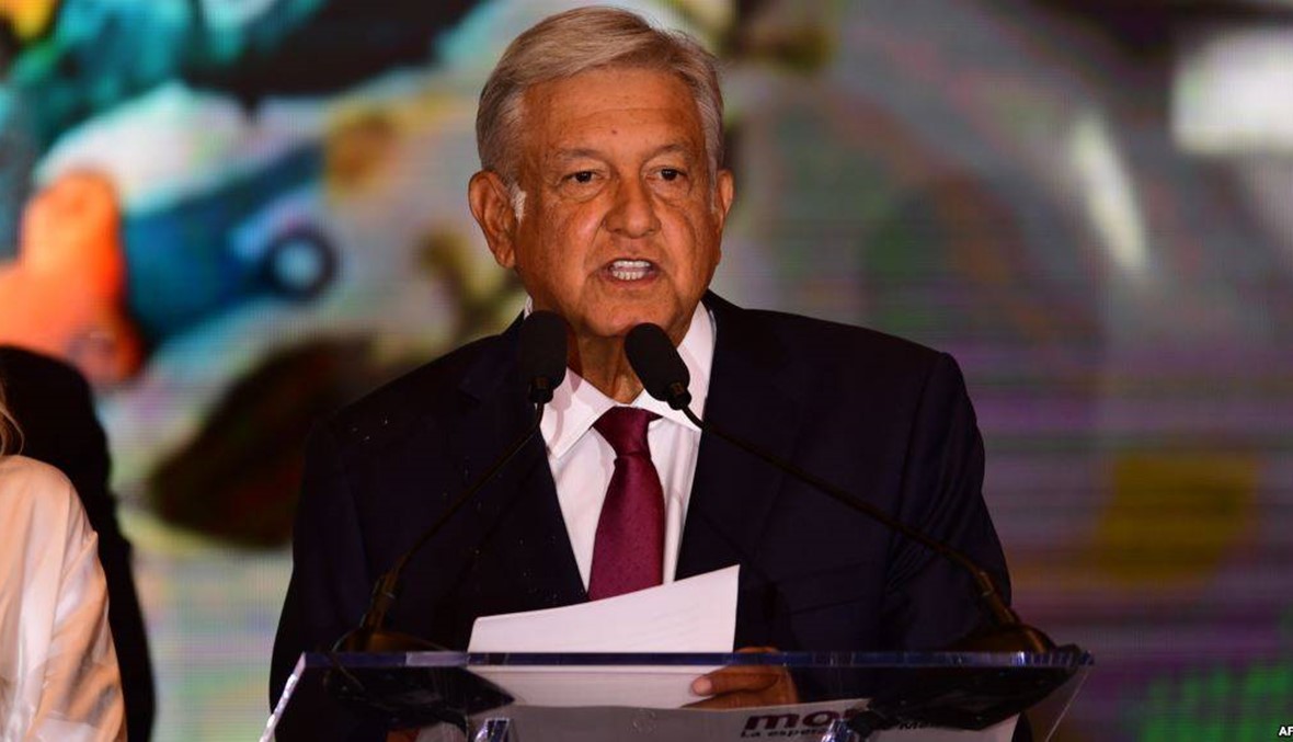 المكسيك تنصب أول رئيس يساري في تاريخها الحديث