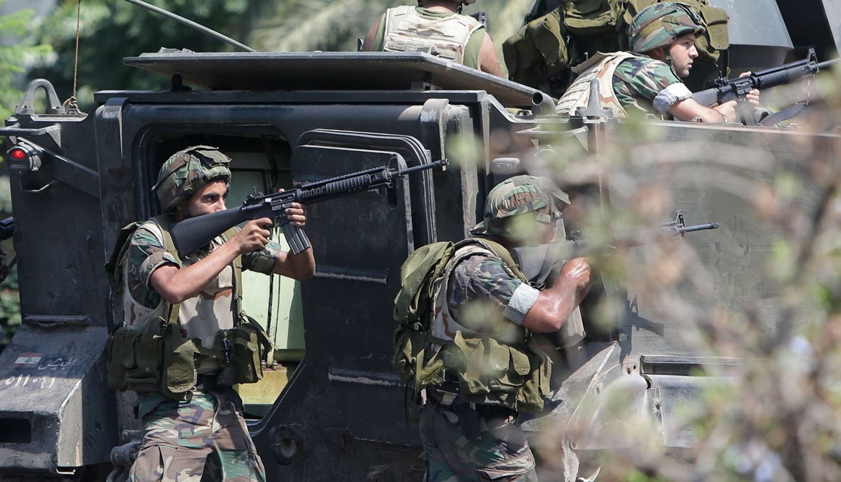 الجيش: استشهاد عنصر  بعد تعرض دورية لاطلاق نار  من قبل مسلحين في بعلبك