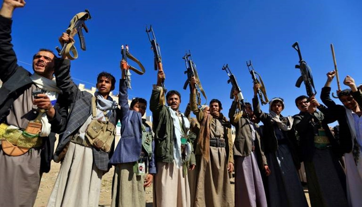 وفد الحوثيين في محادثات السويد يعود إلى صنعاء
