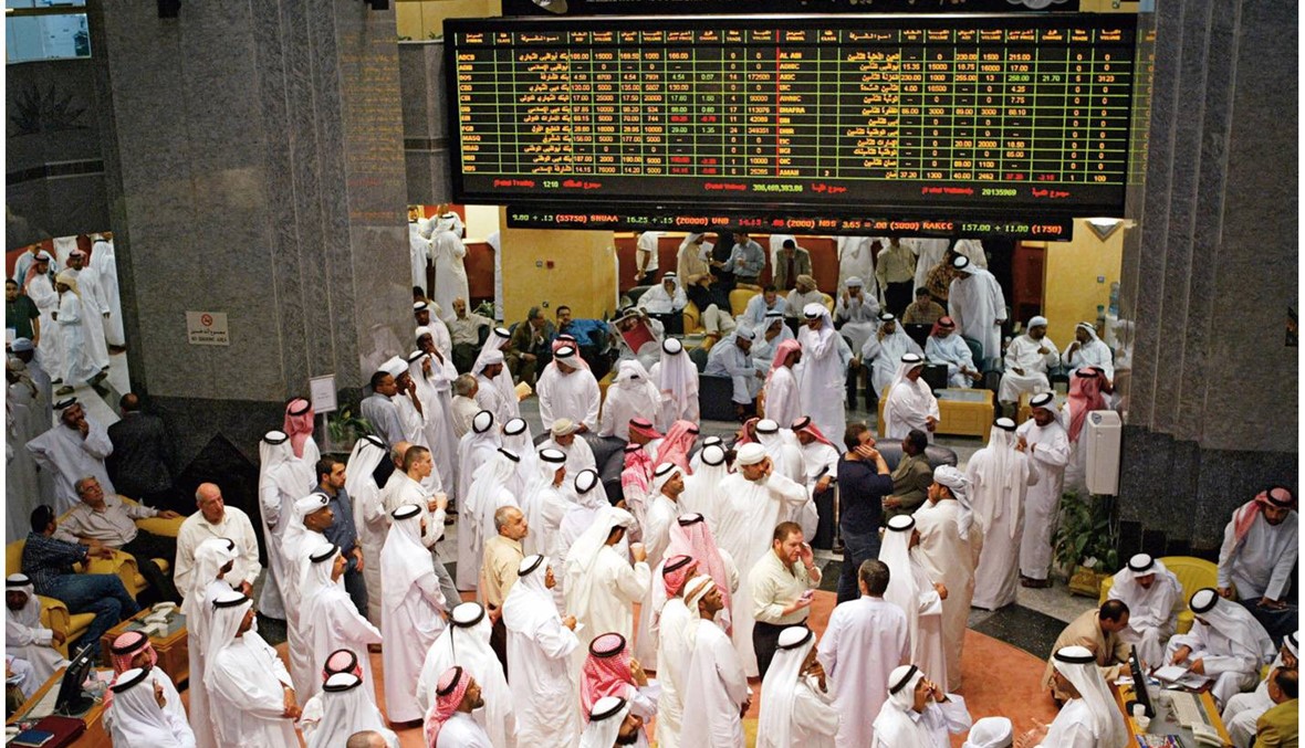 بورصة السعودية تهبط تحت ضغط أسعار النفط