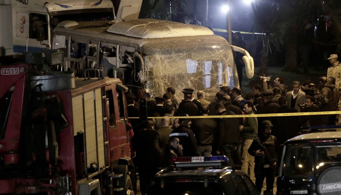 مصر: مقتل 3 سيّاح فيتناميين بانفجار قرب أهرامات الجيزة
