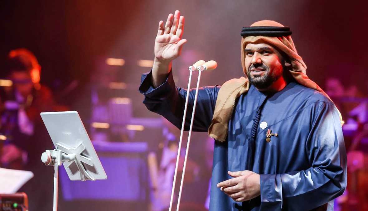 حسين الجسمي يوقف حفله في دبي لتنويم طفلة