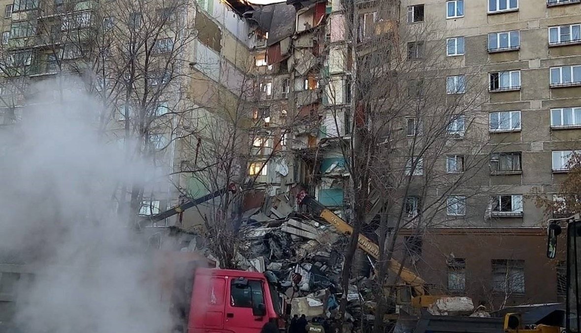 العثور على رضيع حي تحت الأنقاض بعد انفجار غازي في روسيا