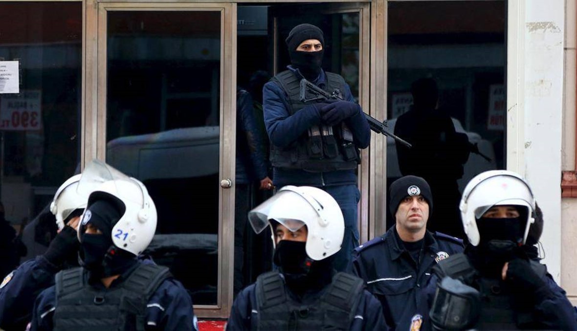 حملة أمنية في تركيا لاعتقال نحو 140 شخصا يشتبه بارتباطهم بغولن