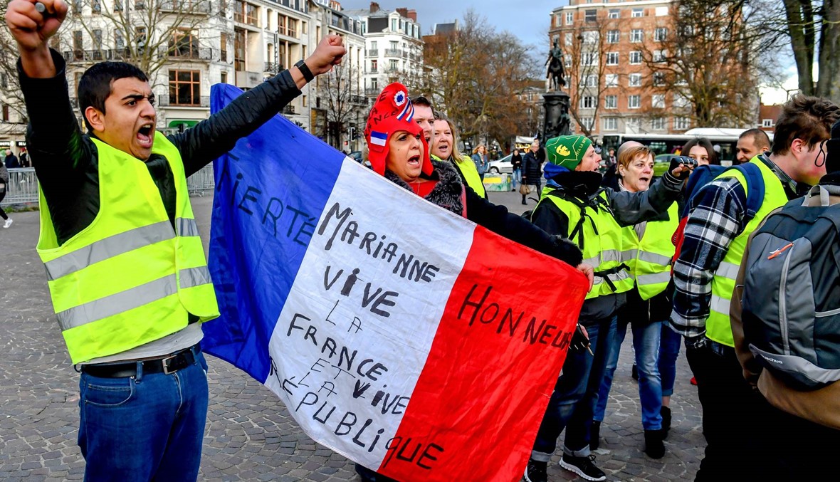 فرنسا: تعبئة جديدة لـ"السترات الصفر"... الحكومة تهاجم "مثيري الشغب"