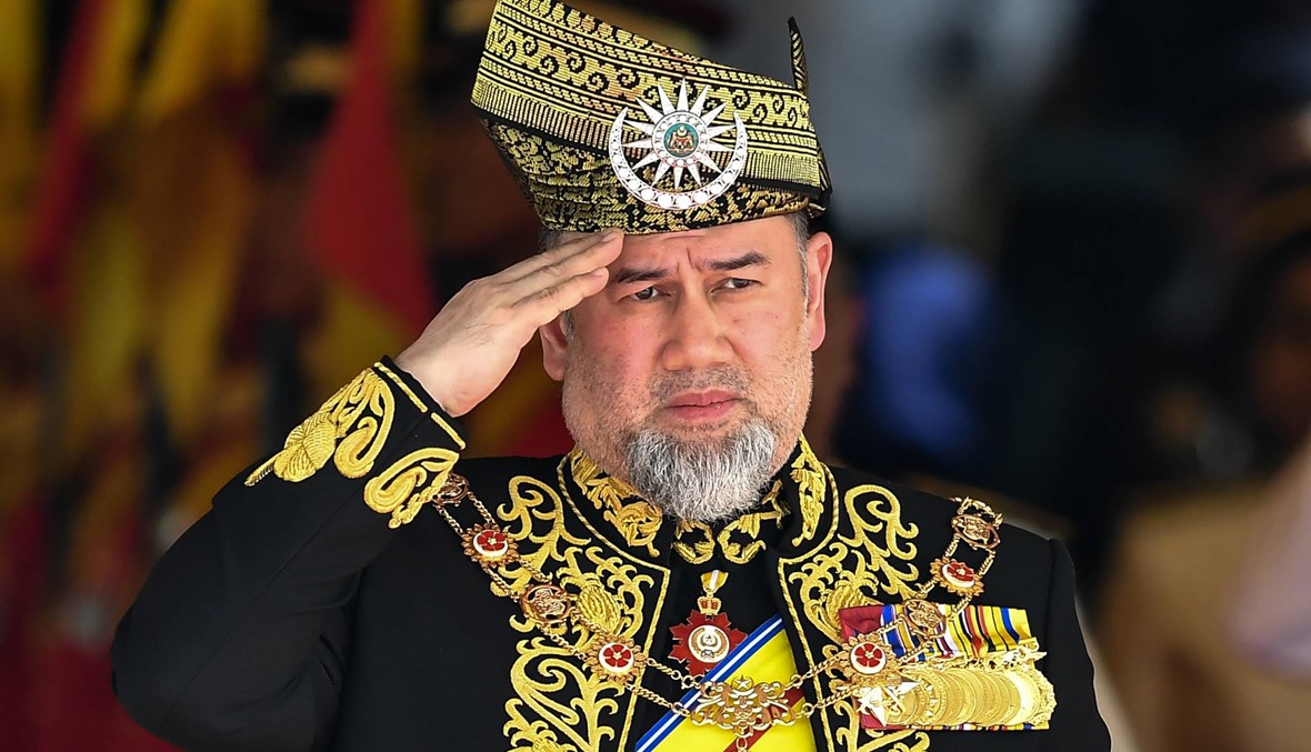 سلطان ماليزيا يتنحى... توتّر أم زواجه من روسيّة؟