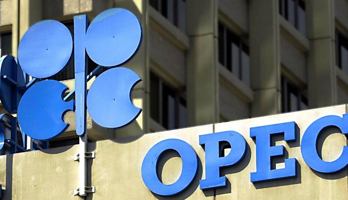 أسعار النفط تستقر بدعم آمال محادثات التجارة وتخفيضات أوبيك