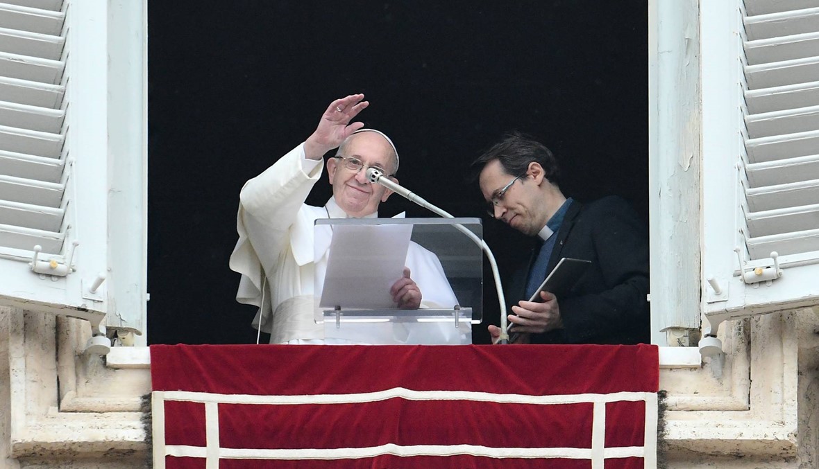 البابا فرنسيس "يتألّم" لهجوم بوغوتا وغرق مهاجرين في المتوسط