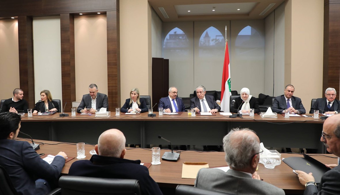 "كتلة المستقبل": نرحب بإعادة اطلاق الرئيس الحريري للمشاورات الحكومية