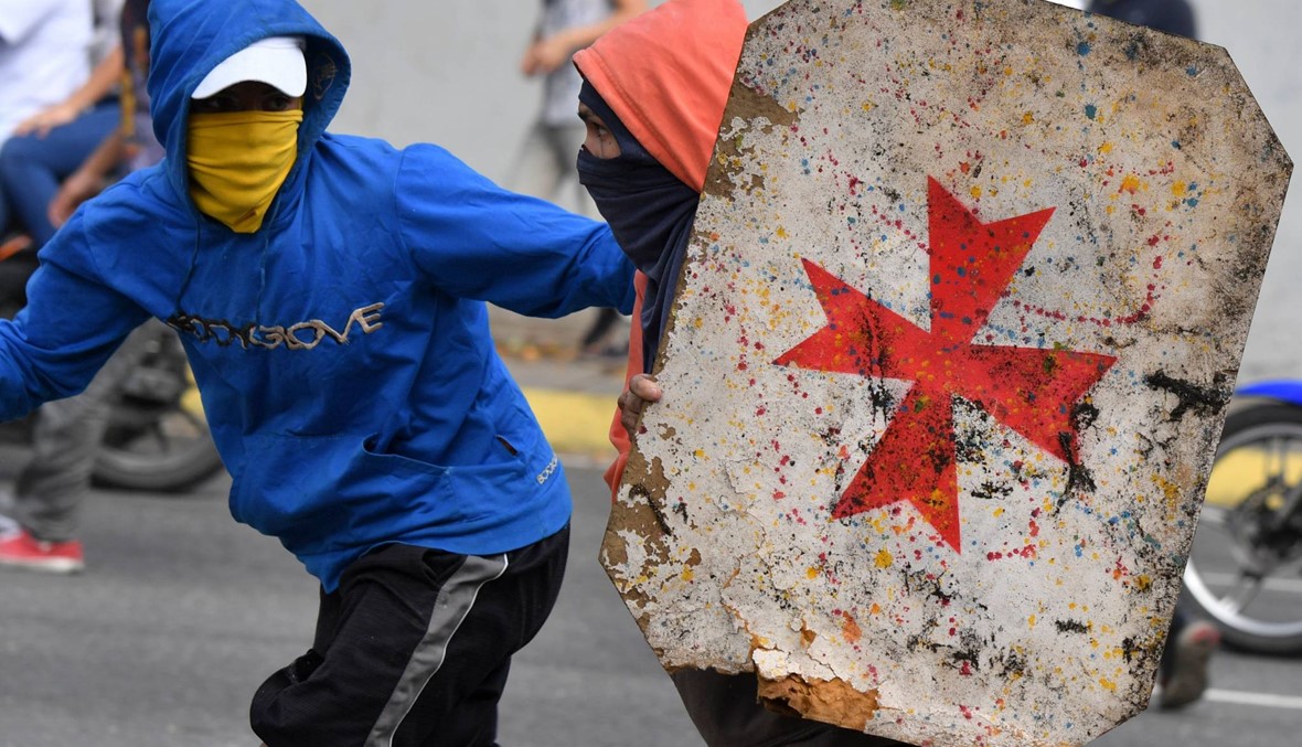 الأمم المتحدة تدعو إلى "الحوار" لتجنب "كارثة" في فنزويلا