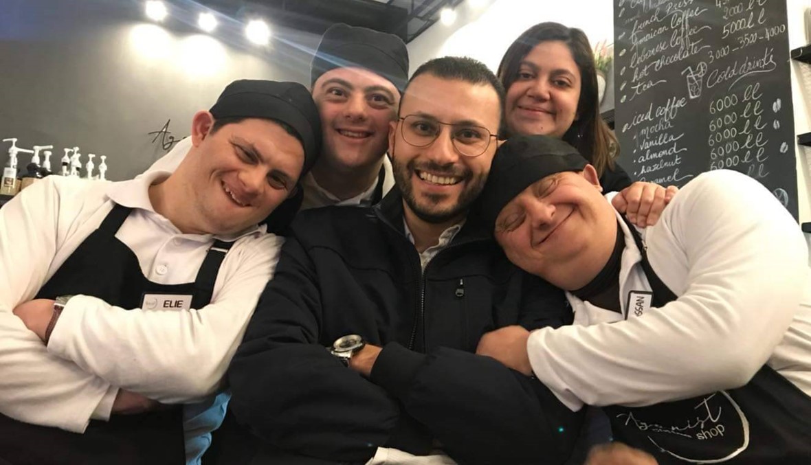 Agonist coffee shop: A team with special needs providing a special service