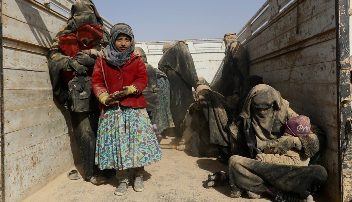 الوضع في مخيّم الهول "محزن": أطفال سوريّون "يموتون" من البرد