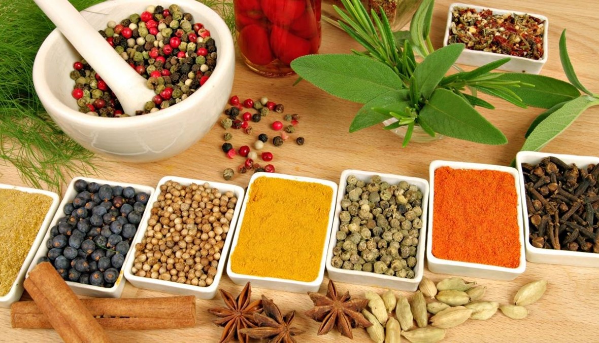 كيف نحضر طعاماً لذيذاً من دون استخدام الملح؟