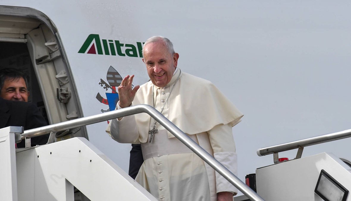 البابا فرنسيس في طريقه إلى الإمارات