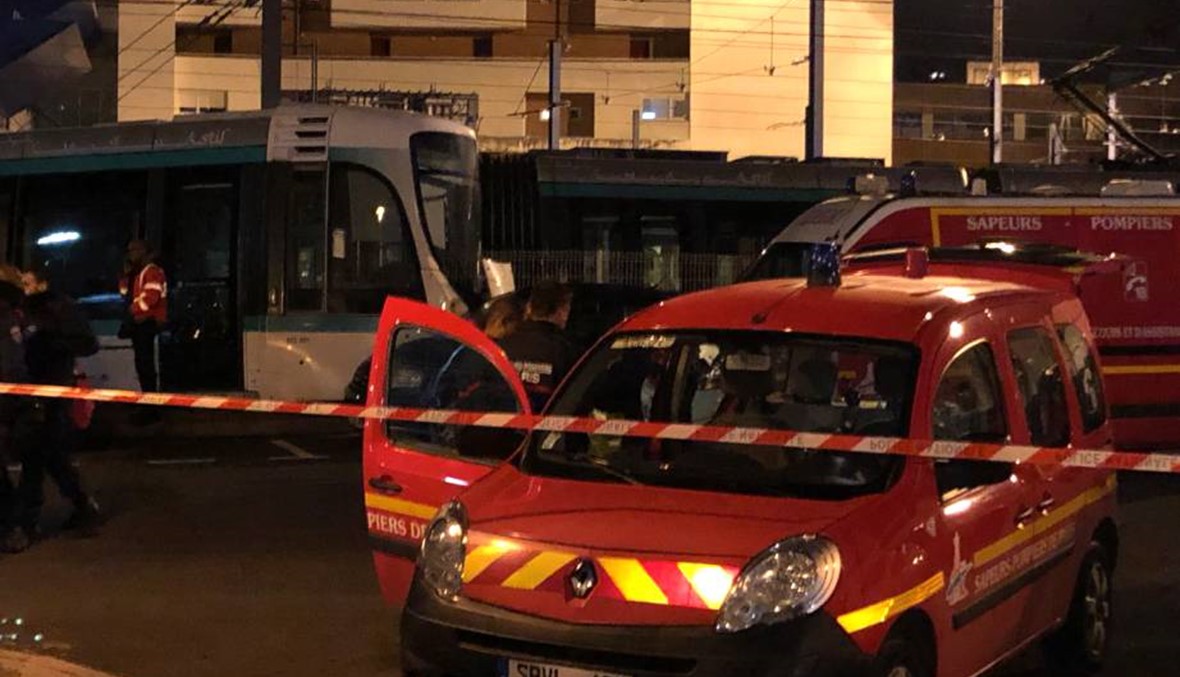 "العربتان اصطدمتا وعلى متنيهما ركاب"... إصابة 12 شخصاً بجروح في باريس
