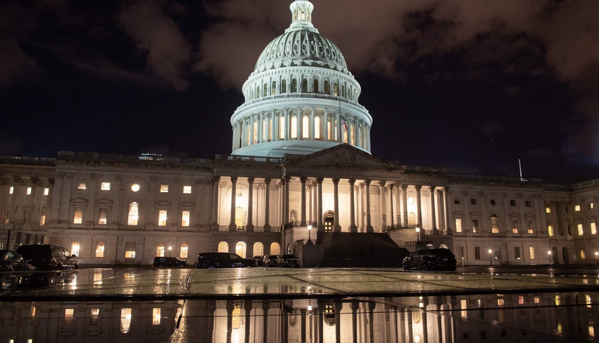 مجلس الشيوخ الأميركي يقرّ مشروع قانون يجنّب البلاد إغلاقاً حكومياً وشيكاً