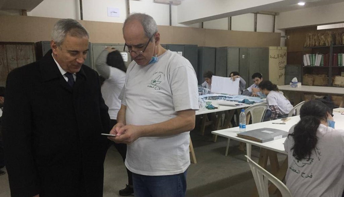 متطوعو "فرح العطاء" تحت أرض قصر العدل وفهد لـ"النهار": "يضخّون الرجاء"