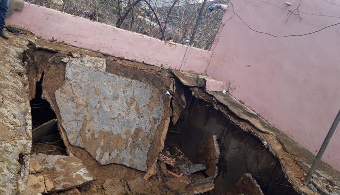 انهيار سطح خزان بمعزّين في الهرمل... إصابة 13 امرأة