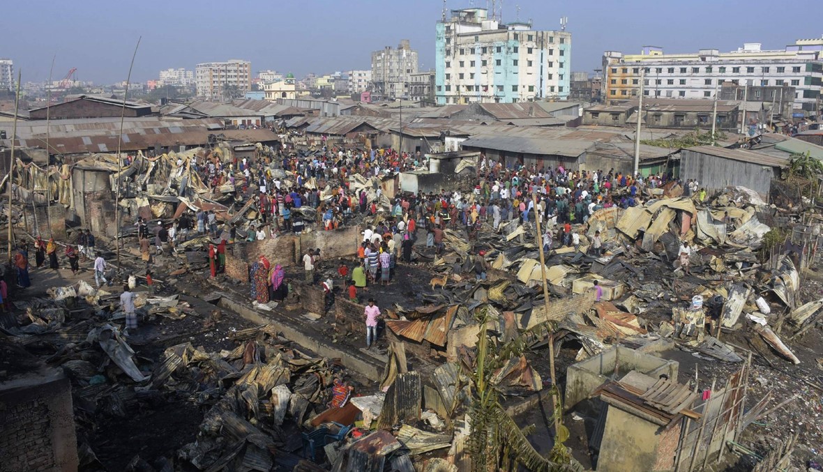 حريق بحيّ عشوائي في بنغلادش: مصرع تسعة أشخاص ومئات المنازل دُمّرت