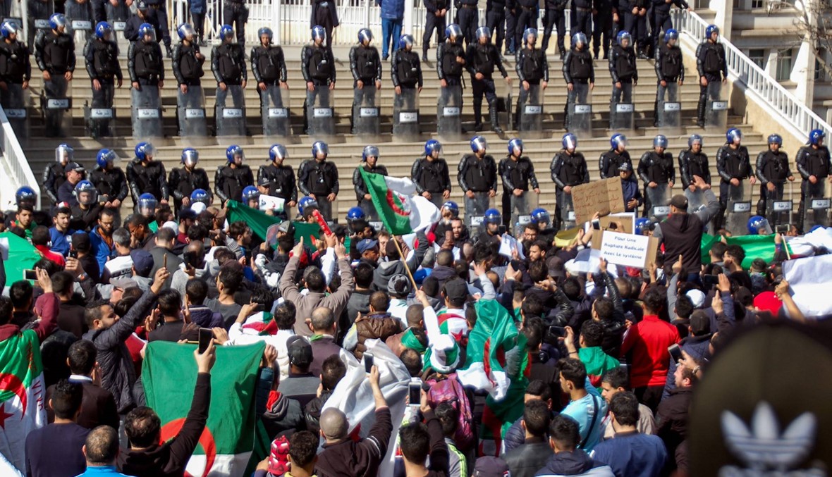 الجزائر: بوتفليقة يقترح "تنظيم انتخابات رئاسيّة مبكرة" إذا أعيد انتخابه