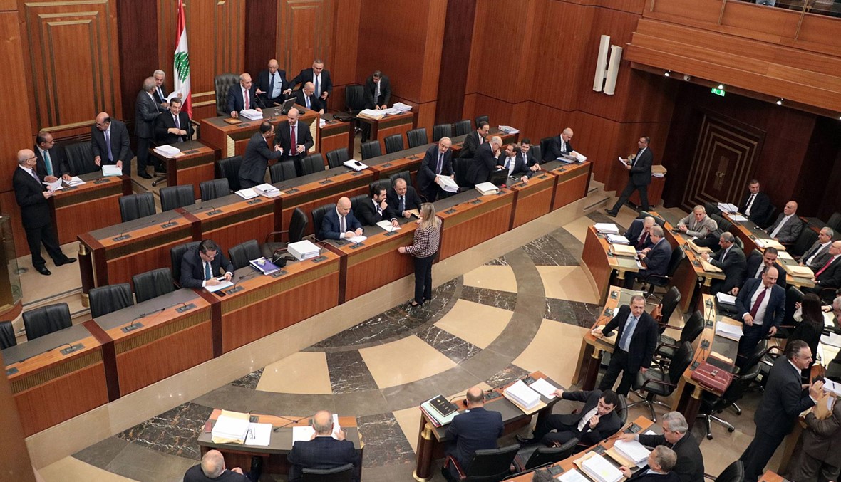 الجلسة التشريعية المسائية: فوضى مالية وإقرار سلفة لكهرباء لبنان بقيمة 794 ملياراً