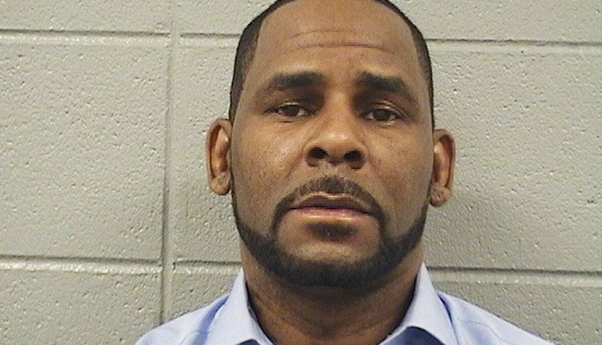 R. Kelly goes back to jail, takes risks with TV interview