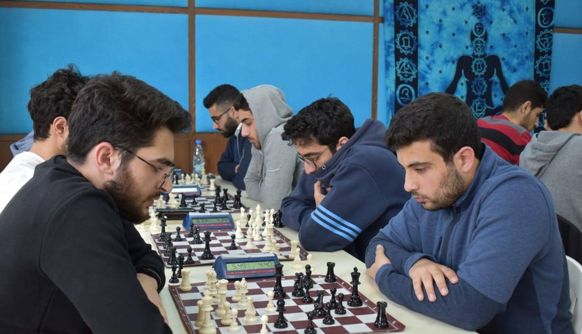 لقب اتحاد الجامعات بالشطرنج للجامعة اللبنانية