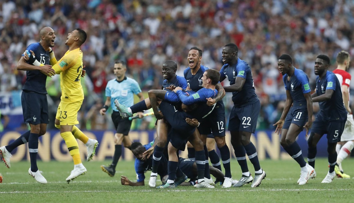 بطل العالم يدشن مشاركته في تصفيات كأس أوروبا