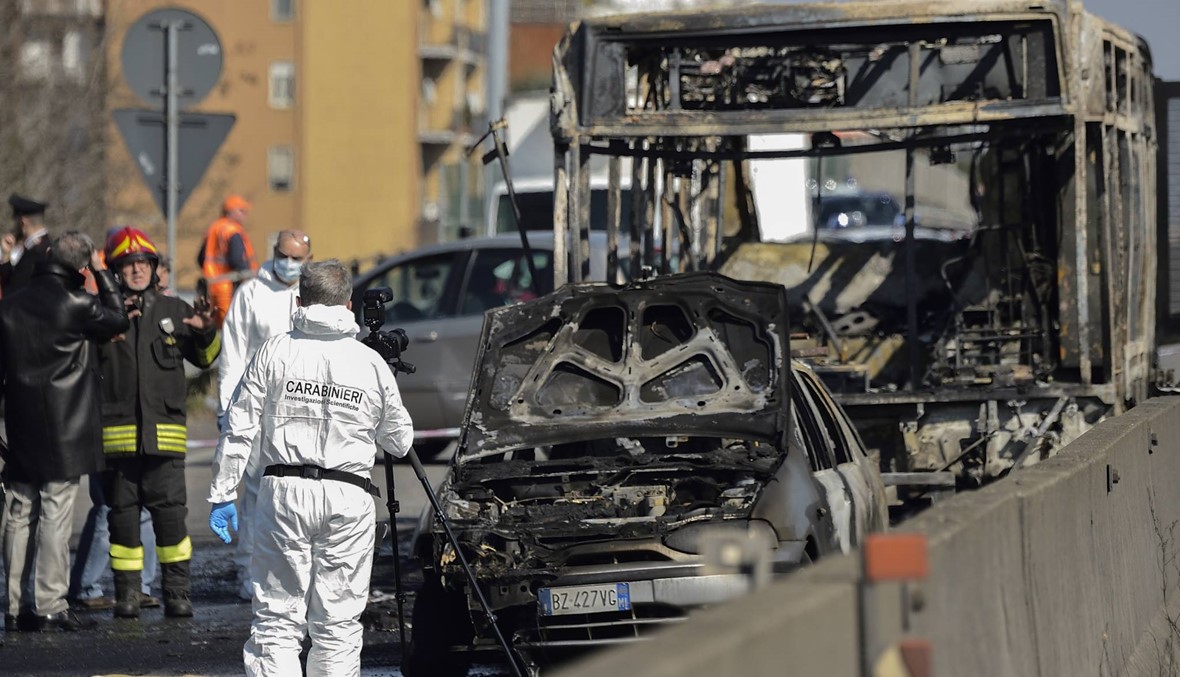 صدمة في إيطاليا... "إنه الجنون": سائق حافلة حاول حرق 51 طفلاً