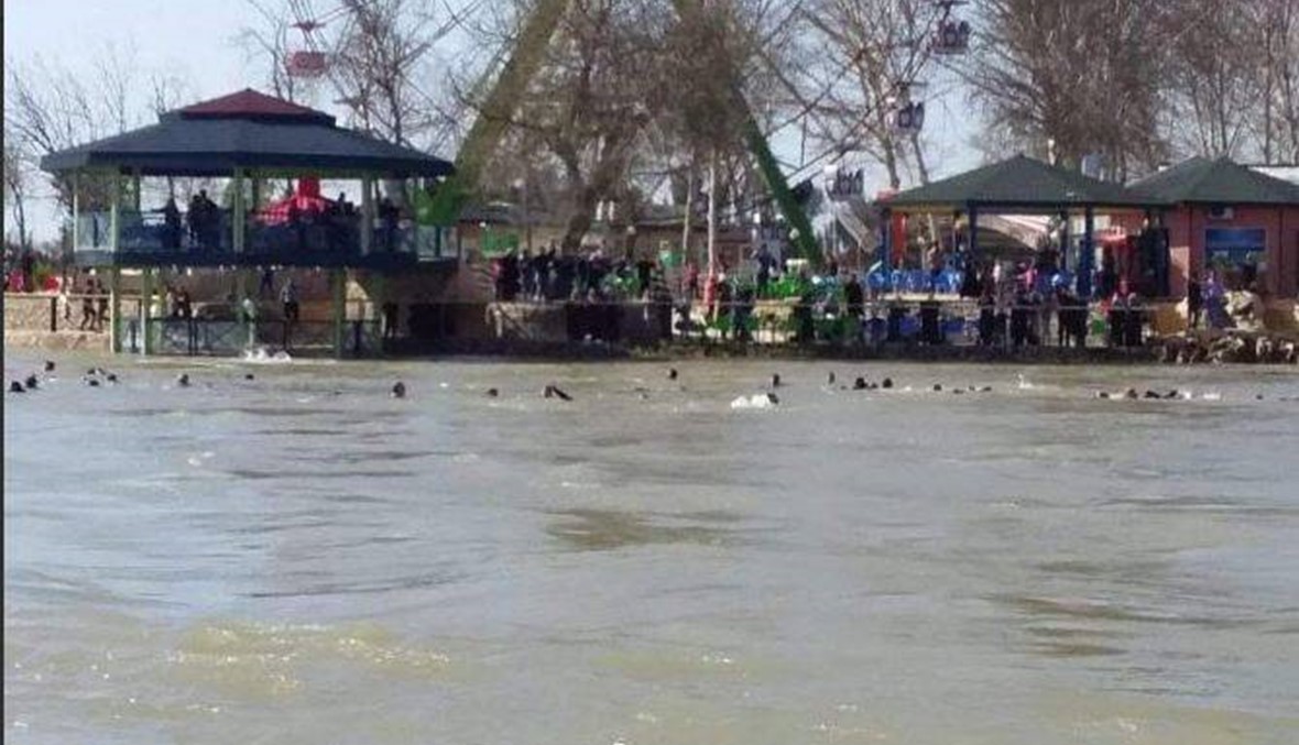 العراق: عبّارة زائدة الحمولة تغرق في نهر دجلة... الحصيلة 77 ضحيّة و28 مفقوداً (فيديو)
