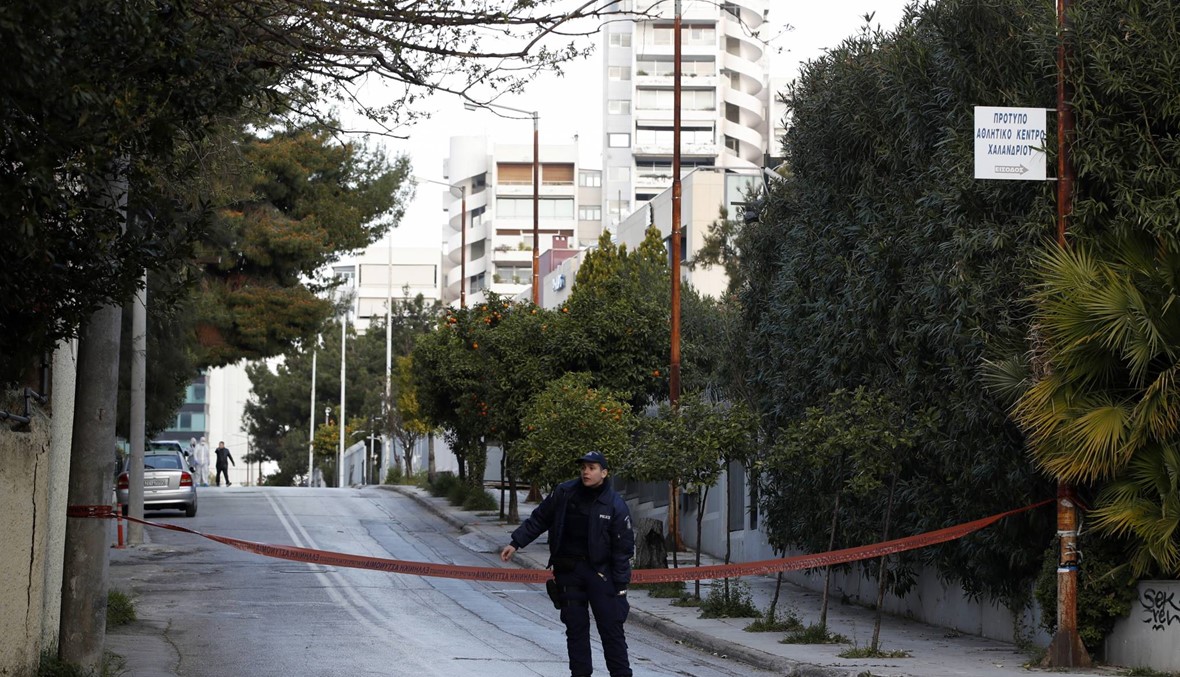 إلقاء قنبلة يدوية على القنصلية الروسية في اليونان