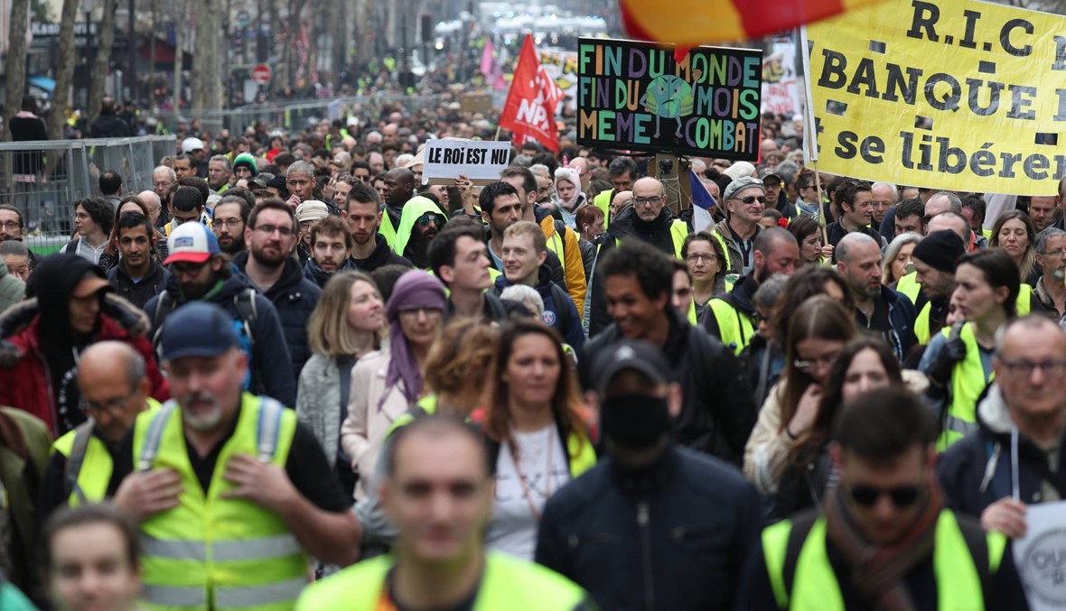 احتجاجات "السترات الصفر" في فرنسا: أحكام على نحو ألفي شخص