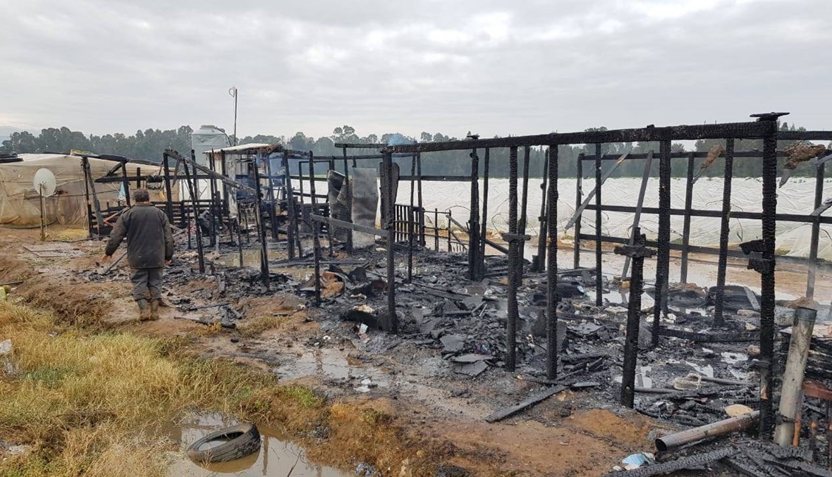 اندلاع حريق في مخيم للنازحين في عكار