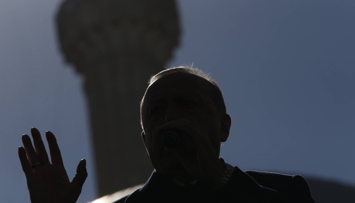 إردوغان: تركيا ستحل أمر سوريا "في الميدان" بعد انتخابات الأحد