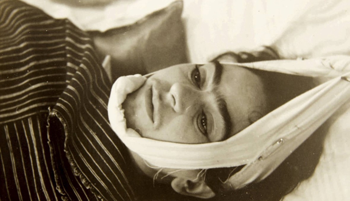 Unseen photos of Frida Kahlo by her lover to be auctioned