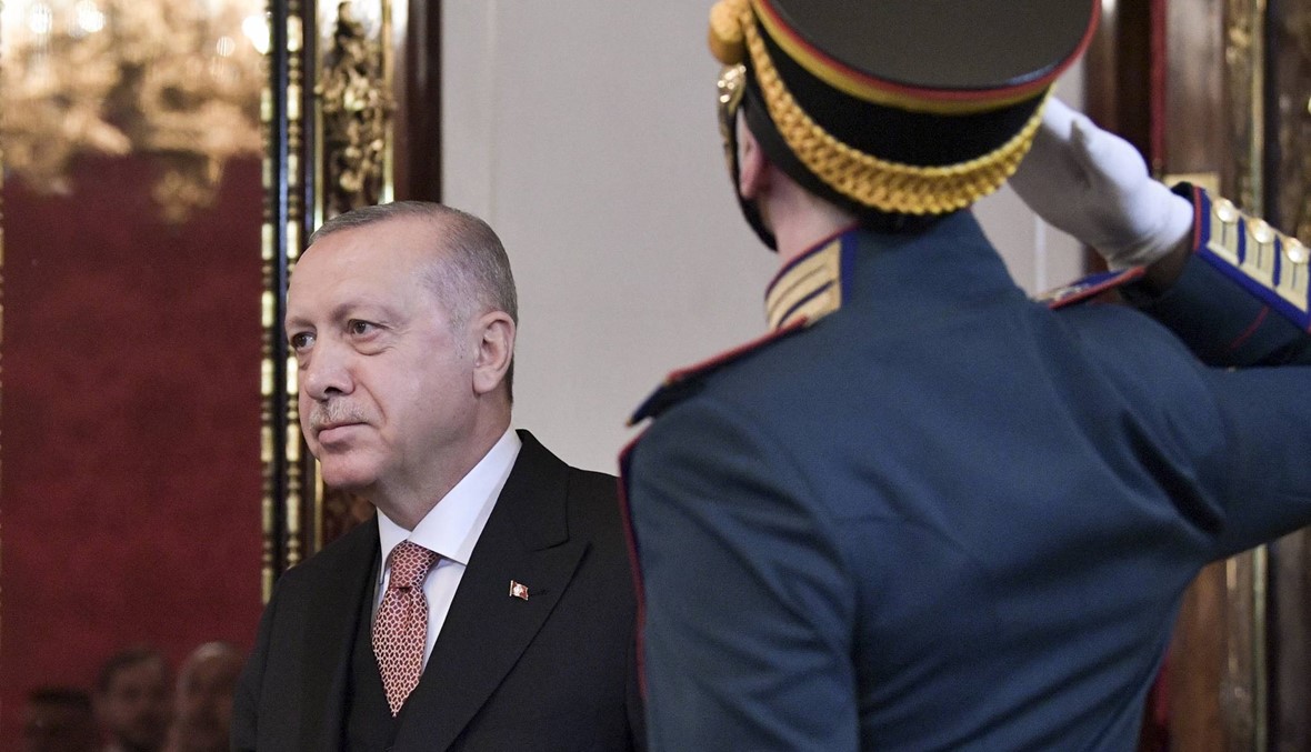 التشكيك بنتائج انتخابات اسطنبول ينعكس اقتصادياً... تراجع في الليرة التركية