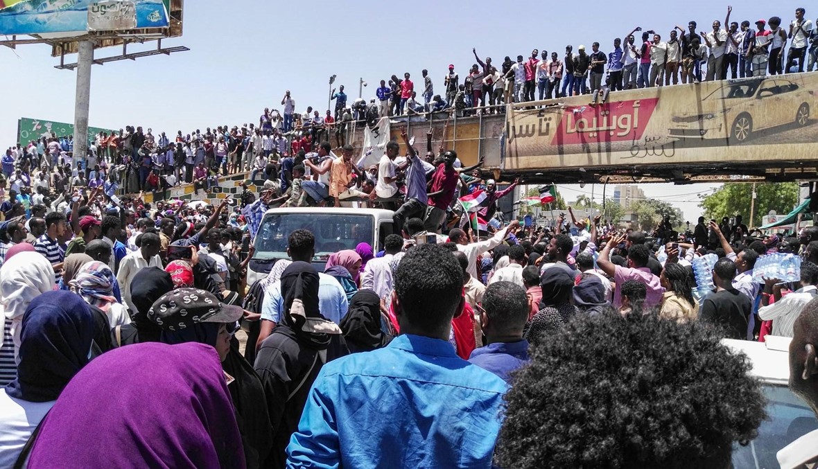 السودان: مقتل 7 أشخاص السبت "أثناء تفريق المتظاهرين"