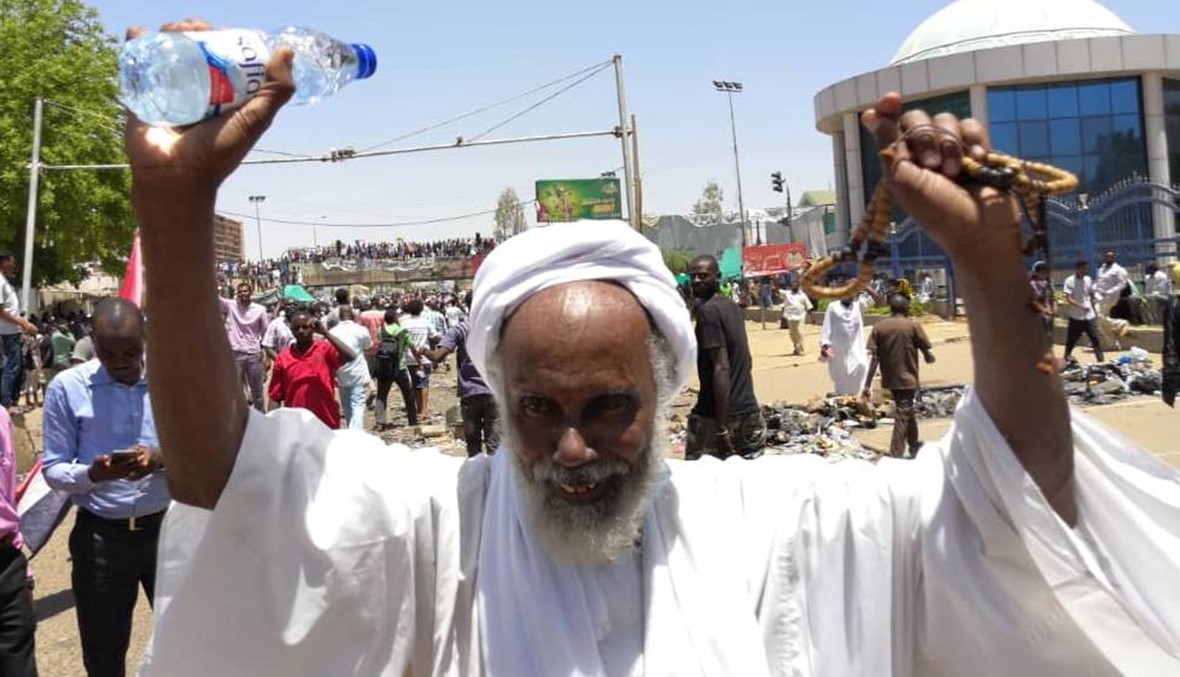 بعد أربعة أشهر من التظاهرات... القوّات المسلحة السودانيّة ستُصدر "بياناً هاماً"