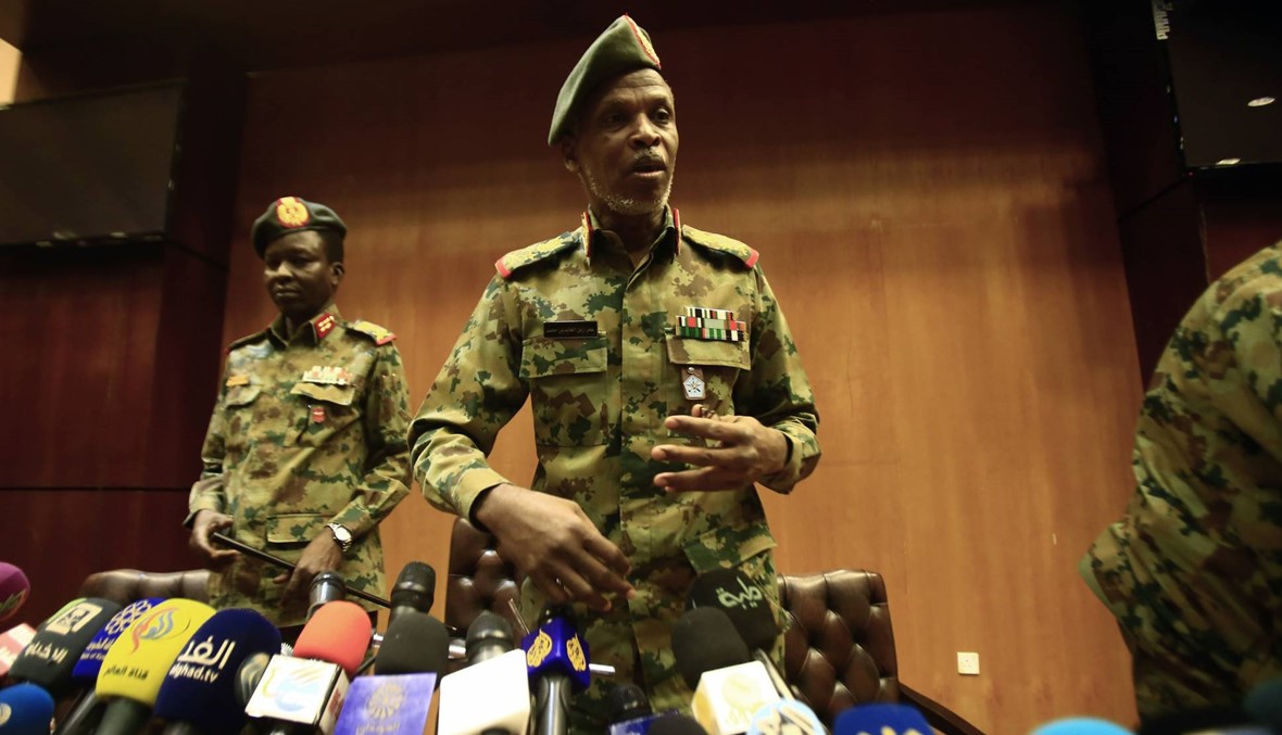 السودان: المجلس العسكري يؤكّد أن الحكومة المقبلة "ستكون مدنيّة"