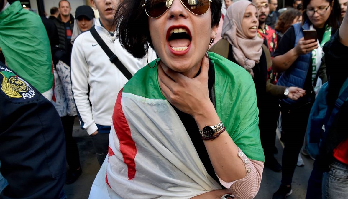 قادة التظاهرات في الجزائر شبان لم يروا غير حكم بوتفليقة