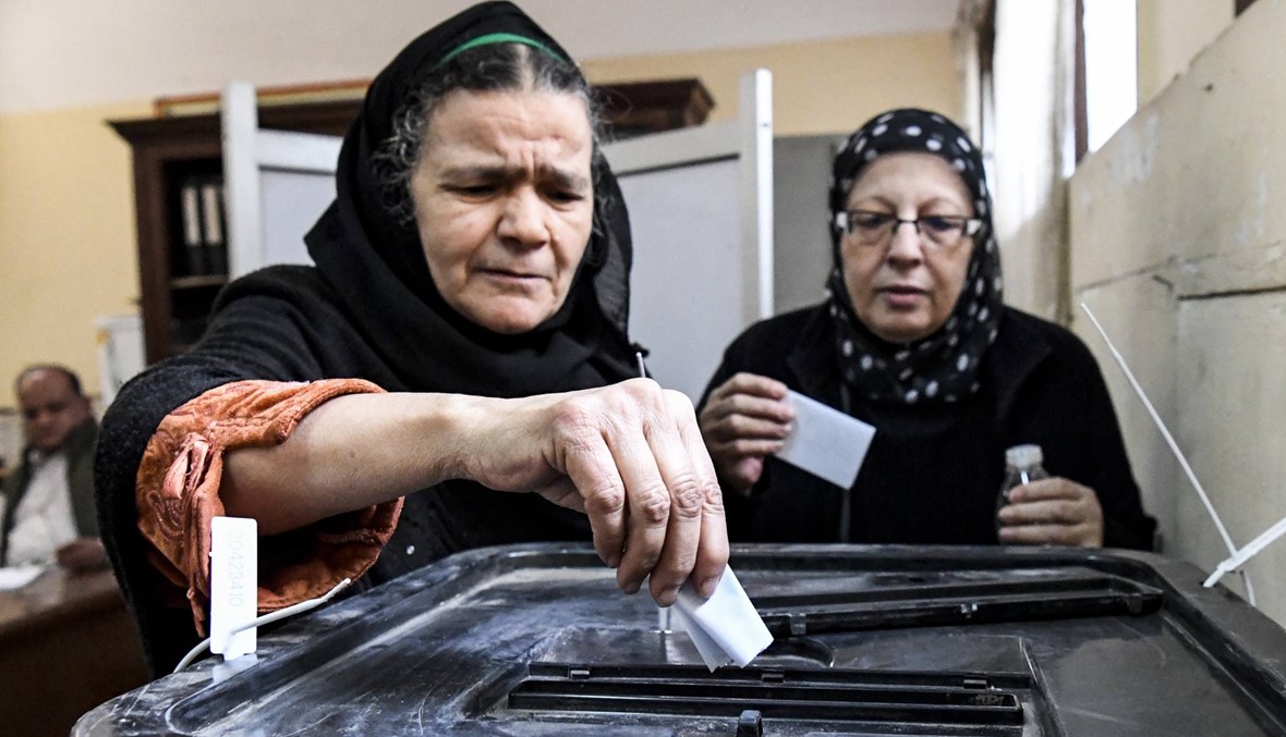 مصر: يوم ثانٍ من الاستفتاء على التّعديلات الدستوريّة... تحفيز النّاخبين وقسائم غذائيّة