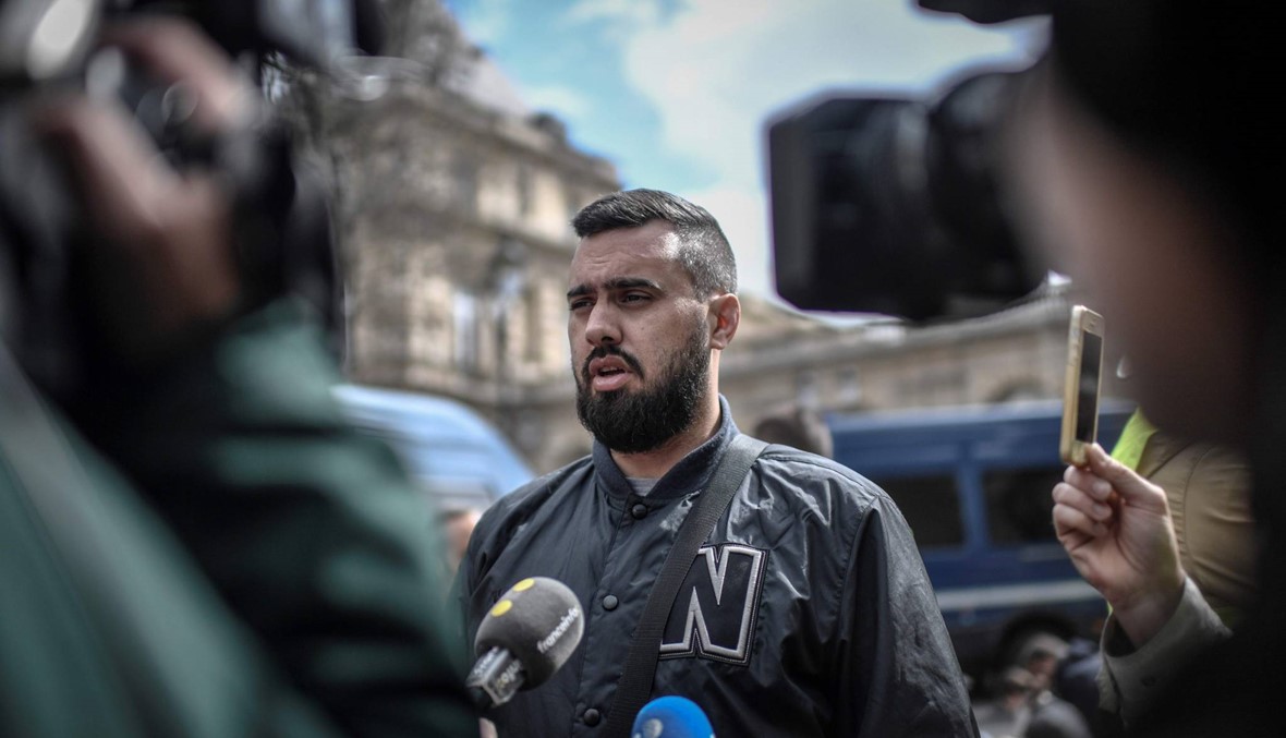 قيادي في حركة "السترات الصفراء" في فرنسا يعلن وقف نشاطه
