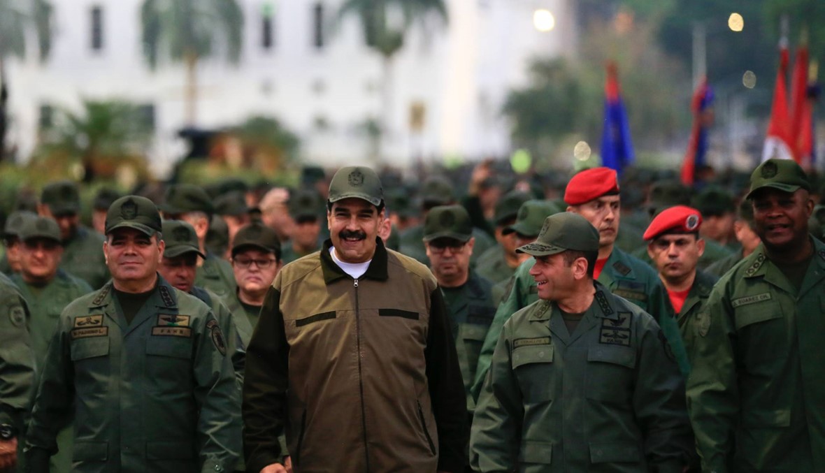 فنزويلا: مادورو يدعو الجيش إلى محاربة "كلّ الانقلابيّين"