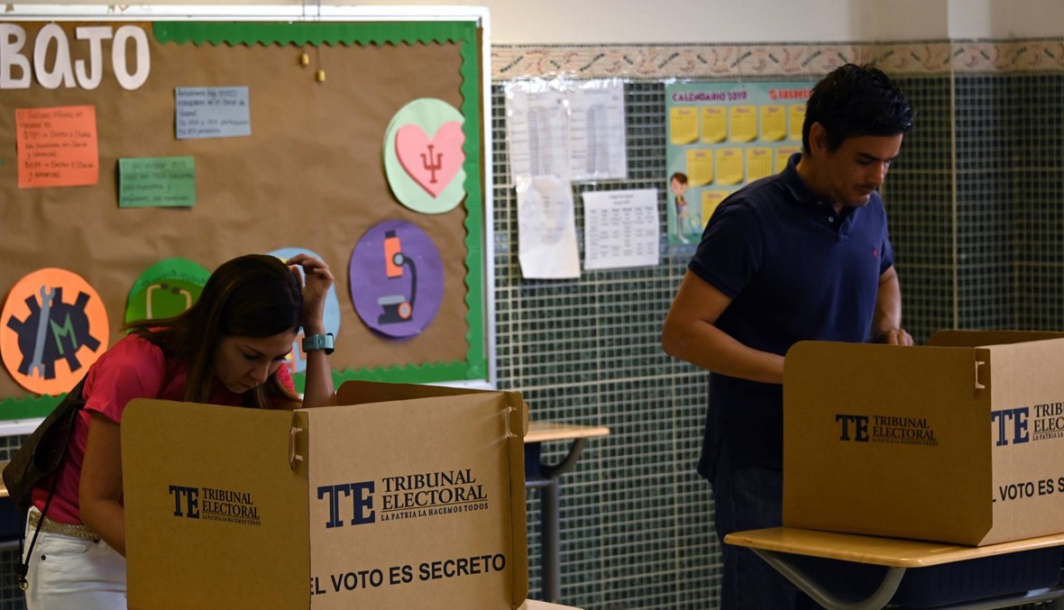 بنما تنتخب رئيسها: 7 مرشّحين، والاستطلاعات ترجّح فوز لورنتينو "نيتو" كورتيزو