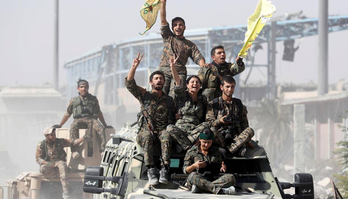 أكراد سوريا يبتعدون عن دمشق نحو "دولة" شرق الفرات