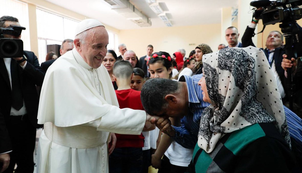 البابا فرنسيس يدافع من بلغاريا عن اللاجئين: محنتهم "صليب الإنسانيّة"