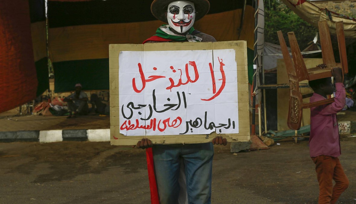 السودان: المجلس العسكري وممثّلو المحتجّين يستأنفون المحادثات